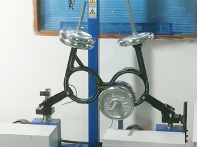 The weight bearing shaking test of the Smacircle S1 body. CE, FCC, CB, and EMC issued by BV